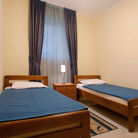Apartments Vuksic Светі-Стефан Екстер'єр фото