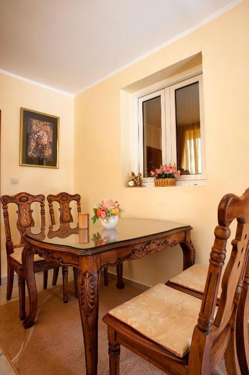 Apartments Vuksic Светі-Стефан Номер фото