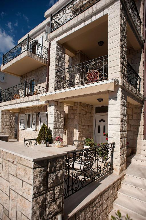 Apartments Vuksic Светі-Стефан Екстер'єр фото