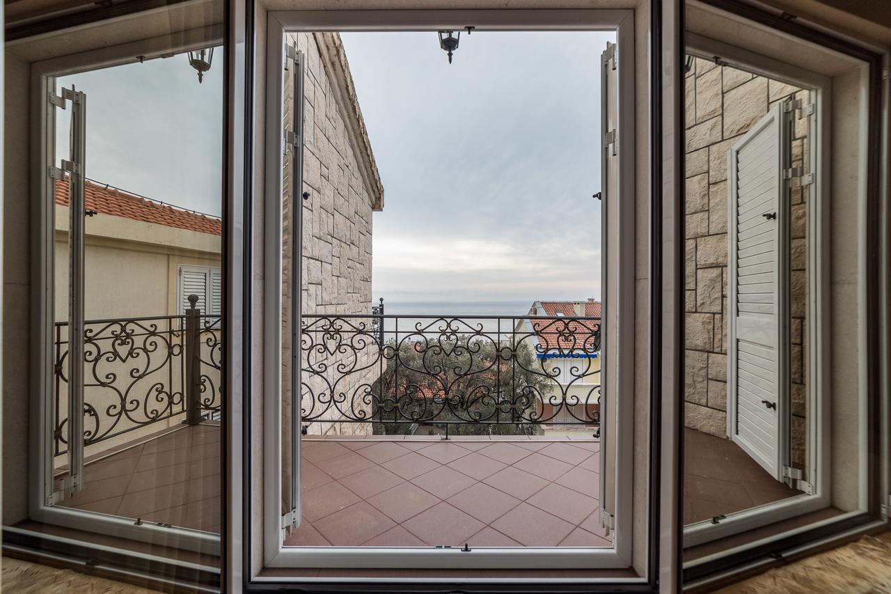 Apartments Vuksic Светі-Стефан Екстер'єр фото
